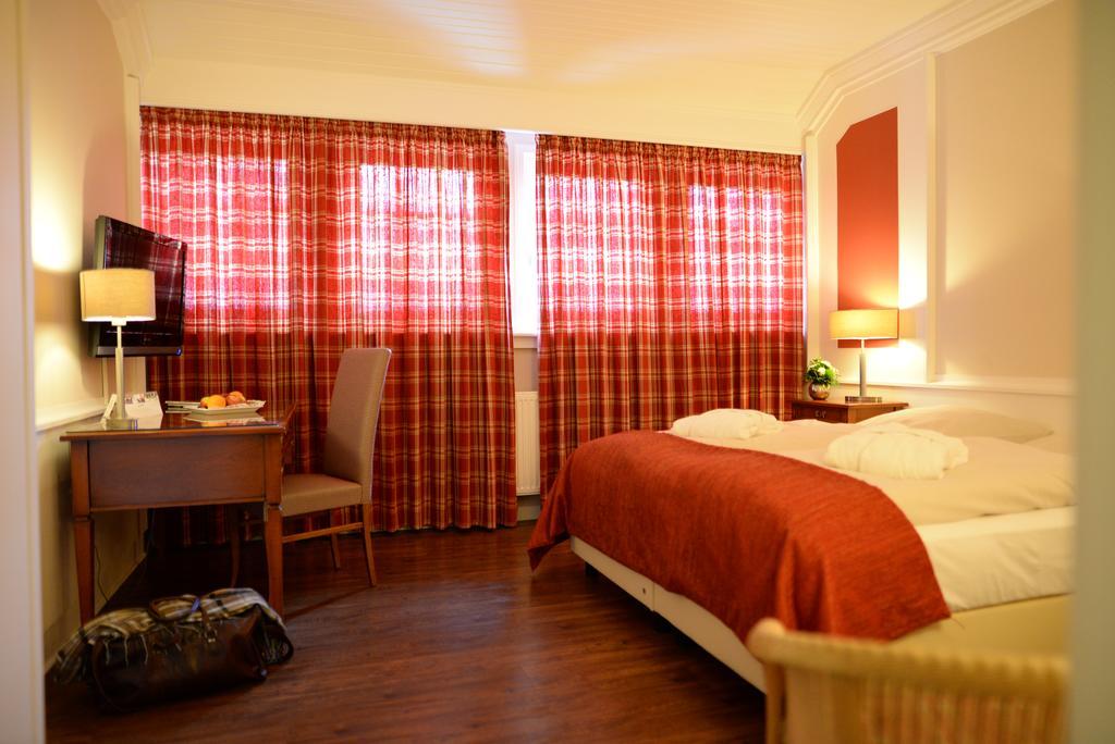 Gut Altona Hotel Dotlingen ภายนอก รูปภาพ