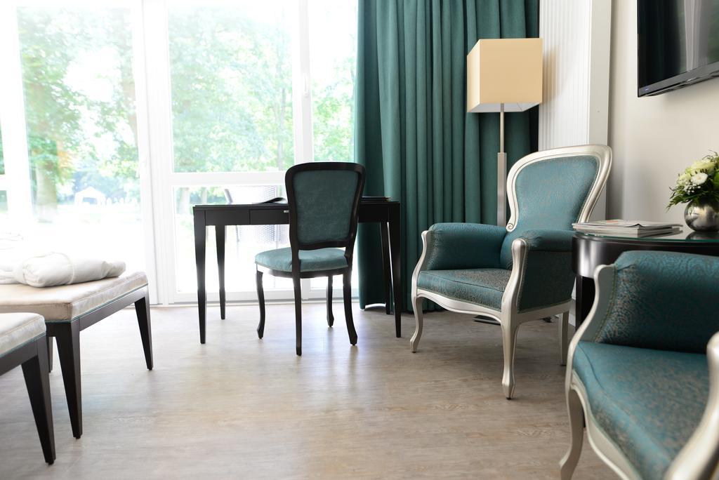 Gut Altona Hotel Dotlingen ภายนอก รูปภาพ